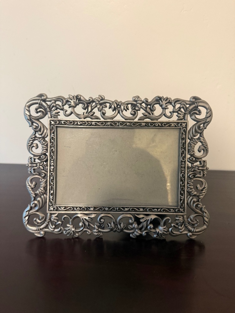 Vintage Victorian Style Ornate Pewter Metal Picture Frame - Fits 4x6 Photo